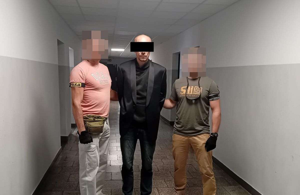Policjanci z Lublina zatrzymali oszusta „na gorącym uczynku”. 47-latek wpadł w banku