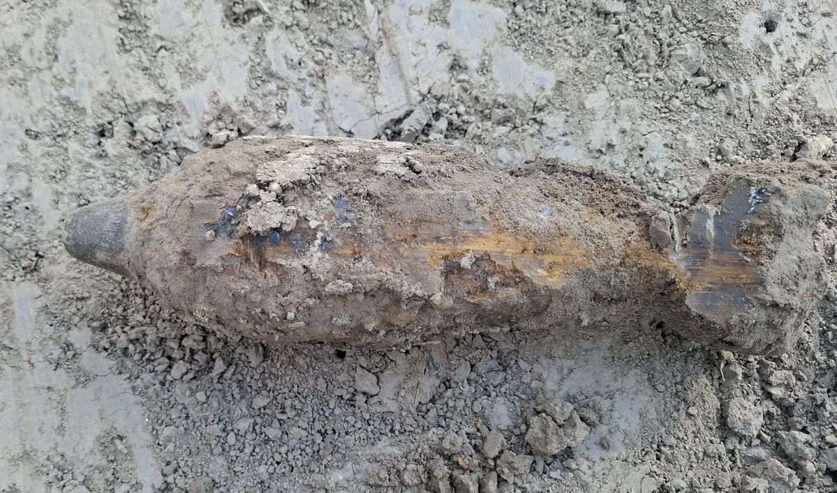 Groźne znaleziska w powiecie puławskim. Policjanci i saperzy interweniowali kilkukrotnie