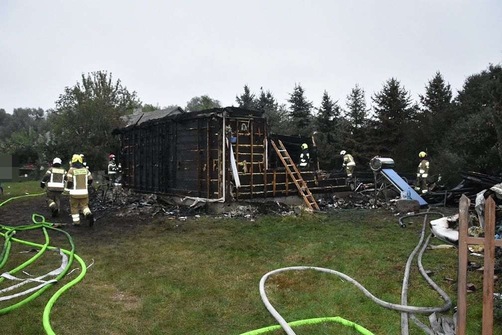 Tragiczny pożar w gminie Terespol – dwa ciała odnalezione w spalonym domu