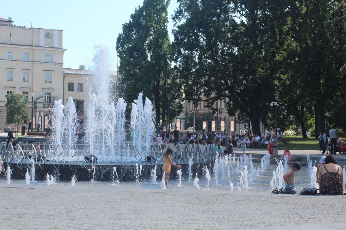 Sprawdź wrześniowe pokazy na fontannie multimedialnej w Lublinie. To ostatnia szansa na magiczne widowiska!