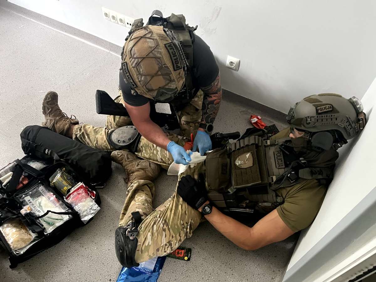 Lubelscy kontrterroryści podnoszą kwalifikacje – szkolenie z TCCC i medycyny ratunkowej