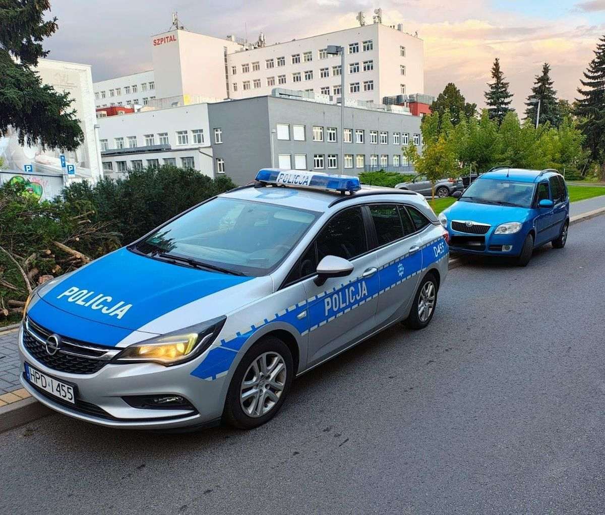 Szybka reakcja policjantów z Białej Podlaskiej uratowała życie mężczyzny w stanie zagrożenia