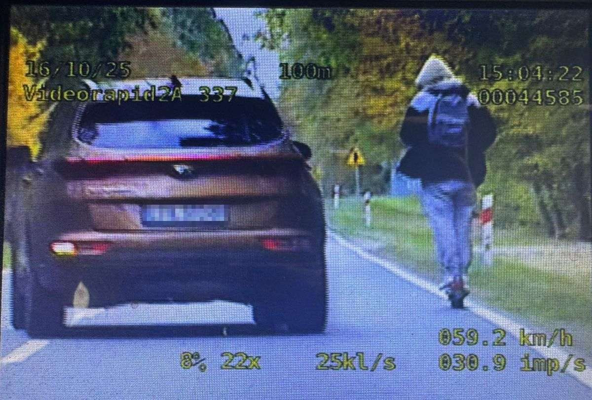 Pijany 31-latek na hulajnodze zatrzymany w Bezwoli. 1,5 promila i 2500 zł mandatu