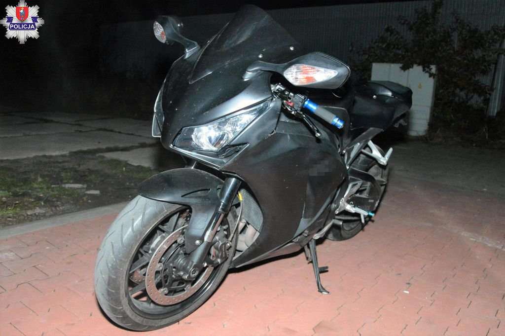 Nietrzeźwy motocyklista zatrzymany w Szczebrzeszynie – szybka reakcja świadka zapobiegła tragedii