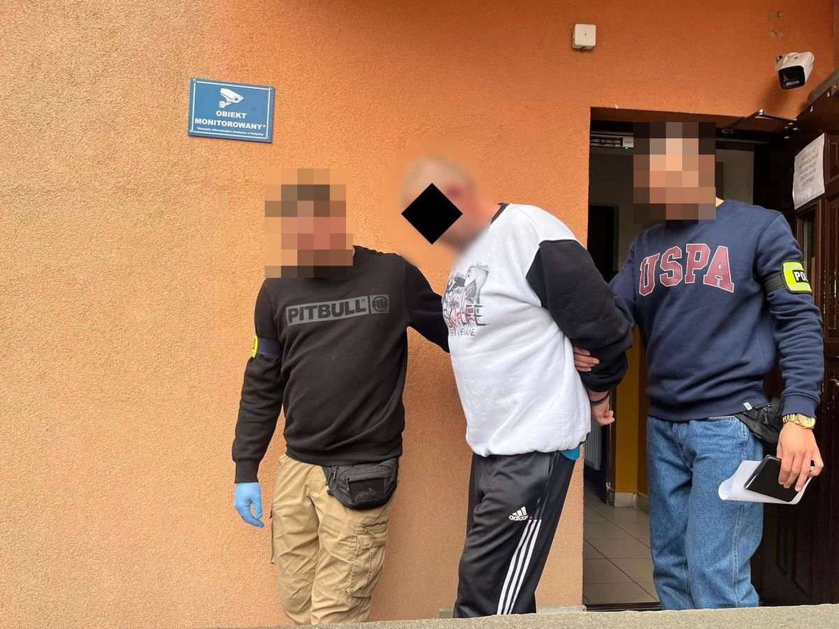 Napad z repliką broni w Puławach – 51-latek trafił do aresztu