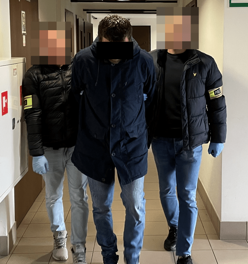 Zatrzymano mężczyznę podejrzanego o znęcanie się nad rodzicami