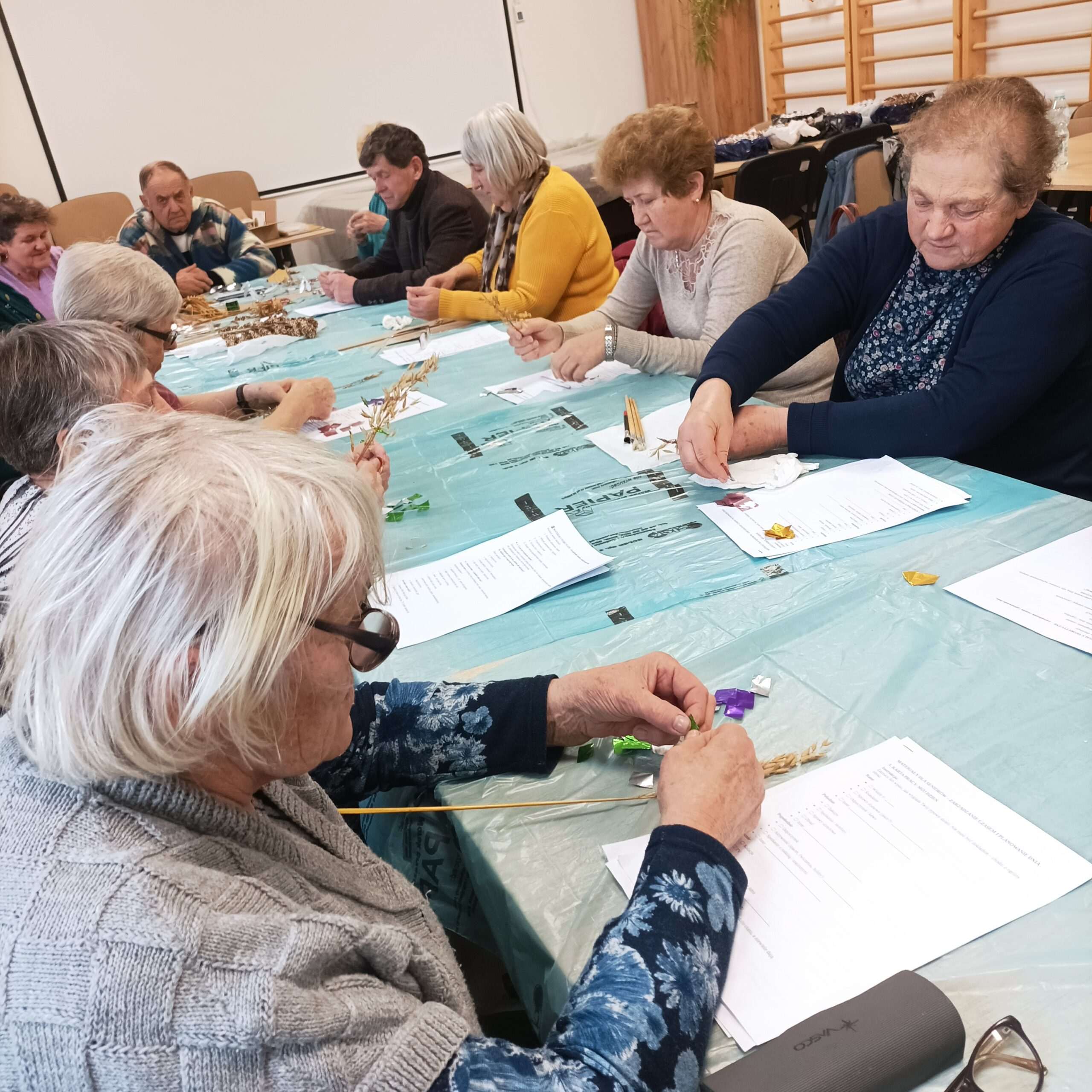 Seniorzy z Telatyna w nowym rytmie. Projekt, który zmienia codzienność mieszkańców