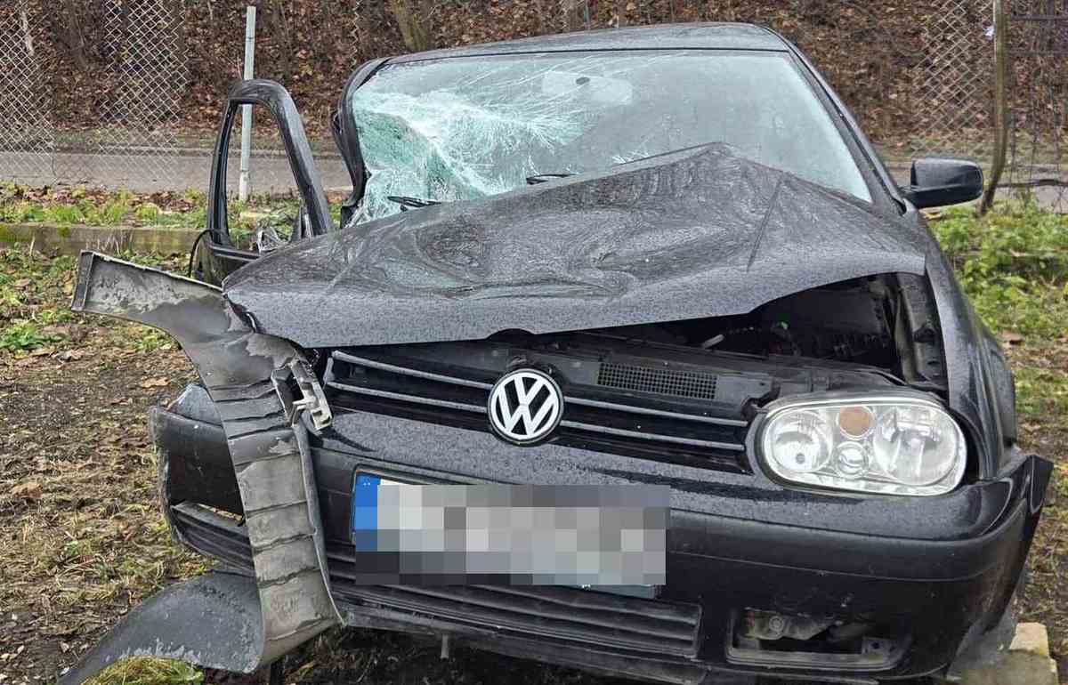 Nietrzeźwy kierowca doprowadził do czołowego zderzenia w Krępcu. Miał 2,5 promila alkoholu