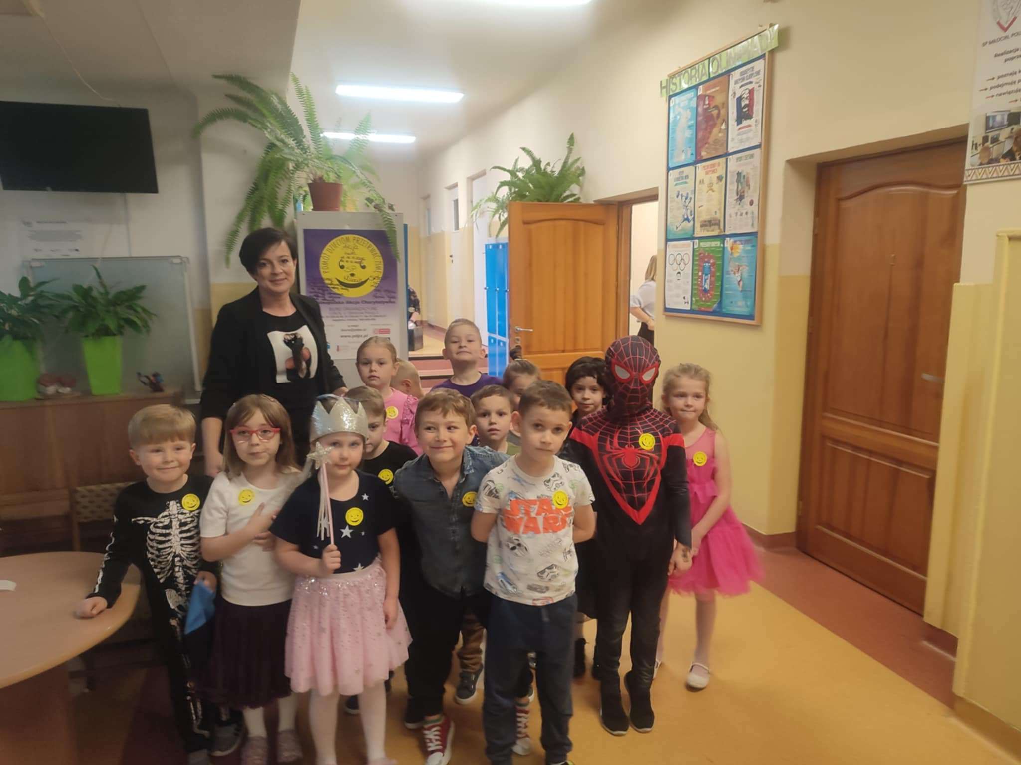 „Pomóż Dzieciom Przetrwać Zimę 2025” – szkolna inicjatywa pełna dobra w gminie Wojciechów