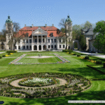 KOZŁÓWKA: Restauracja oryginalnych mebli ma się ku końcowi