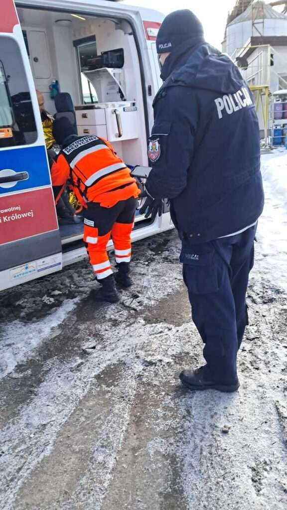 Mieszkali w przyczepie kempingowej – z wychłodzenia trafili do szpitala