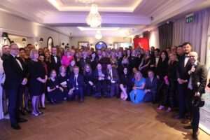 Bal charytatywny Fundacji „Wstawaj Alicja” przyniósł ponad 80 tysięcy złotych wsparcia