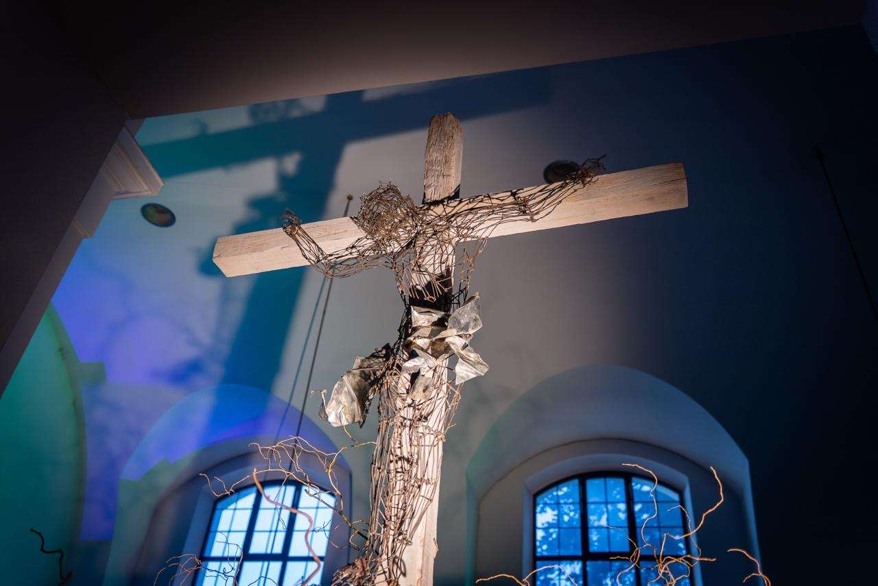 Droga Krzyżowa Światła i Słowa w KUL – wyjątkowa modlitwa w duchowej oprawie światła