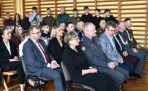 Ślubowanie kadetów klasy pierwszej OPW w Milejowie