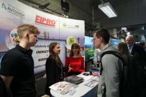 Tłumy na Politechnice Lubelskiej. Studenci szturmowali targi pracy