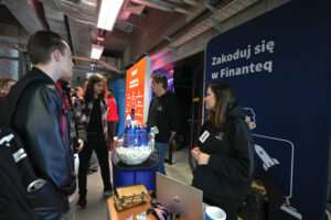 Tłumy na Politechnice Lubelskiej. Studenci szturmowali targi pracy