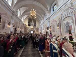 Niedziela Palmowa w Kłoczewie. Tradycja i zaangażowanie Kół Gospodyń Wiejskich