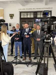 Wichury w woj. lubelskim: blisko 600 interwencji strażaków i uszkodzone budynki