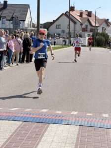 Gmina Wólka pobiegła dla Frania. Setki osób na starcie