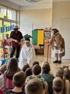 Radosne spotkanie międzypokoleniowe w Bełżycach