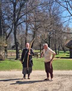 Folkowe Strzały w skansenie. Nietypowe atrakcje w sobotę