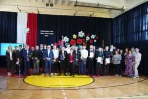 Pożegnanie maturzystów w Łęcznej