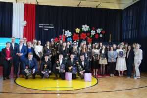 Pożegnanie maturzystów w Łęcznej