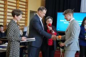 Pożegnanie maturzystów w Łęcznej