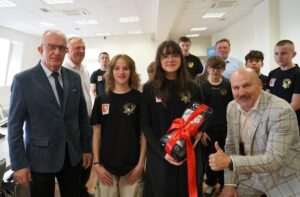 Wlubelskim.pl lubimy boks. Nowe rękawice dla klubu bokserskiego FENIX z Tomaszowa
