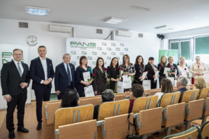 Wręczenie świadectw w Chełmie – ważny krok w karierze