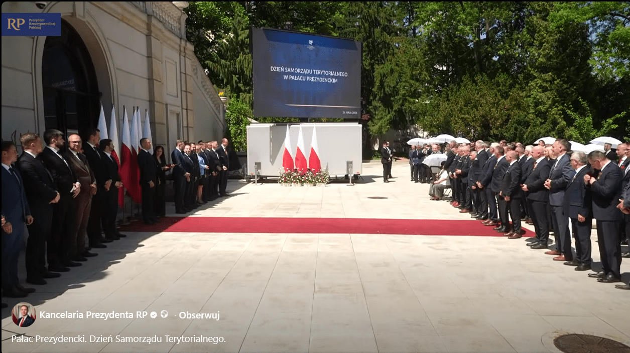 Prezydent wyróżnił samorządowców. Wśród nich przedstawiciele regionu