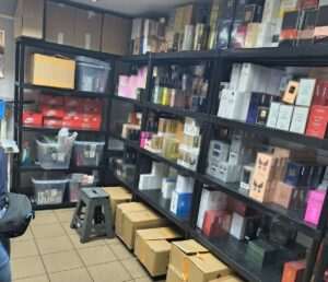 Magazyn podrobionych perfum zlikwidowany pod Lublinem