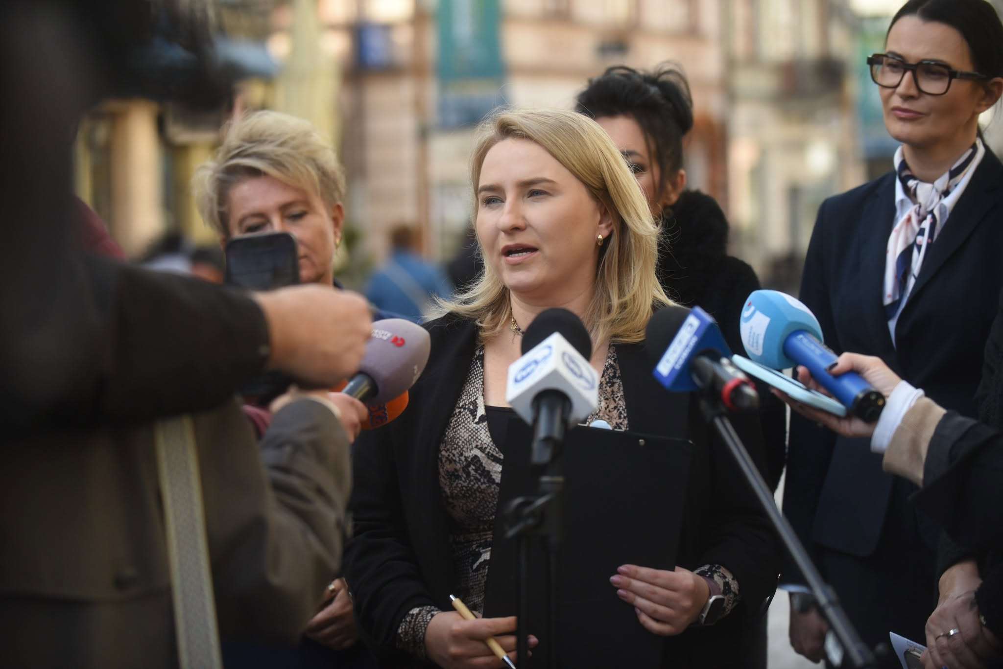 CBA w mieszkaniu Anny Glijer. Zabezpieczono telefony