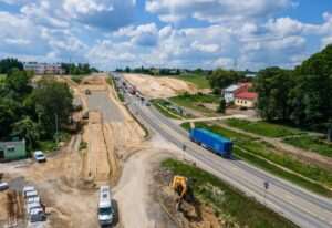 Budowa S19 Lubartów – Lublin przekroczyła półmetek. Na trasie pracuje 500 osób i blisko 200 maszyn