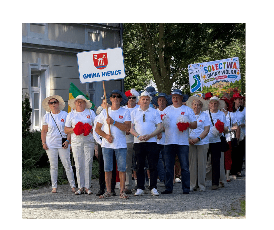 Sołtysi z Gminy Niemce na XIV Pikniku Sołtysów „Igrzyska w Pałacu” w Jastkowie