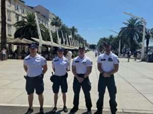 Polscy policjanci za granicą pomagają turystom