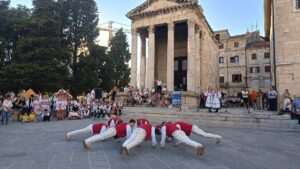 „Włodawiacy” zabrali folklor Lubelszczyzny nad Adriatyk. Zespół wystąpił na festiwalu w Chorwacji