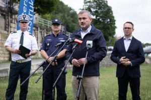 Będą nowe przepisy dla hulajnóg elektrycznych. Kontrole, kary i zmiany w parkowaniu