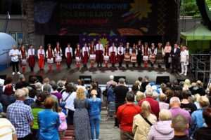 „Włodawiacy” zabrali folklor Lubelszczyzny nad Adriatyk. Zespół wystąpił na festiwalu w Chorwacji