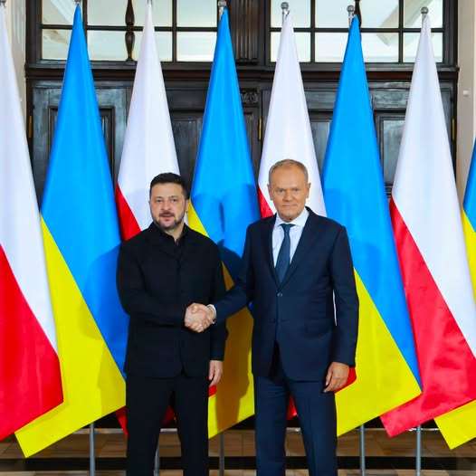 Po co on tu przyleciał?