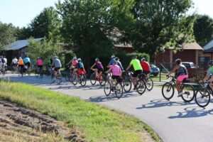 150 rowerzystów na trasie Roztocza. II Kulturalny Rajd Rowerowy za nami