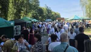 Piknik parafialno-rodzinny w Bystrzycy. Wspólne święto