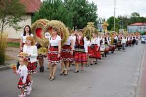 Krzczonów świętował po żniwach. Muzyka, występy i wieczorna zabawa