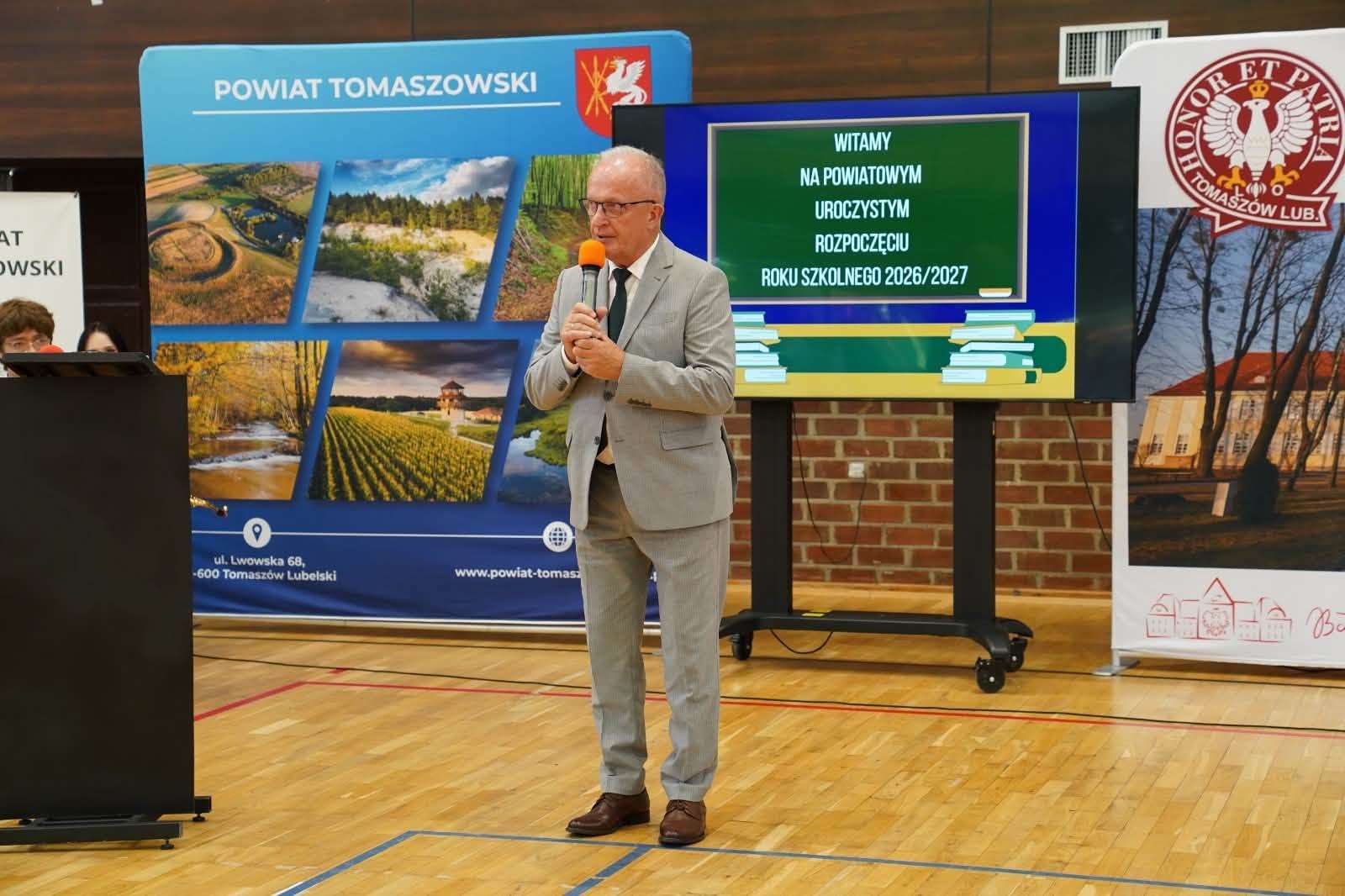 Powiatowa inauguracja roku szkolnego w Tomaszowie Lubelskim