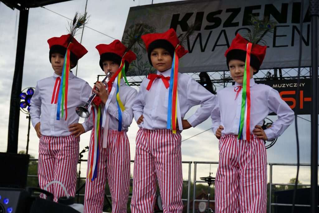 XI Festiwal Kiszeniaki i Kwaszeniaki w Krzczonowie