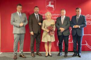 11 nauczycielek z nagrodami marszałka. Kto został wyróżniony?