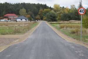 Koniec prac, nowy asfalt. Dwie ulice w Baranowie gotowe
