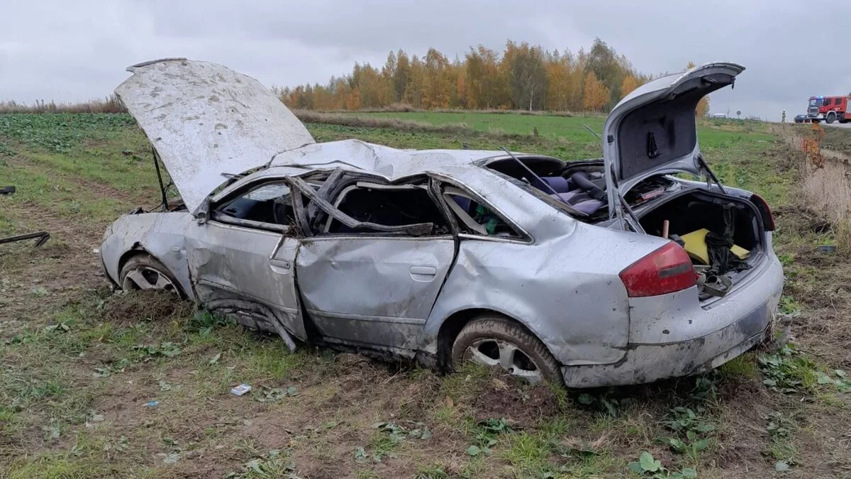 Śmiertelny wypadek pod Lublinem. 36-letni kierowca Audi zginął na miejscu